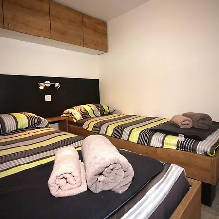 Holiday park Mobilna Kuca Anita 3*