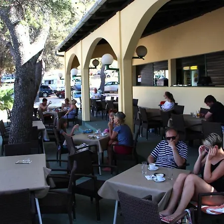 Holiday park Mobilna Kuca Anita 3*