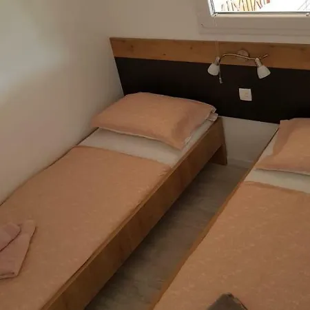 Mobilna Kuca Anita 3* Tisno