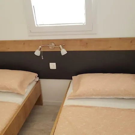 Mobilna Kuca Anita 3* Tisno