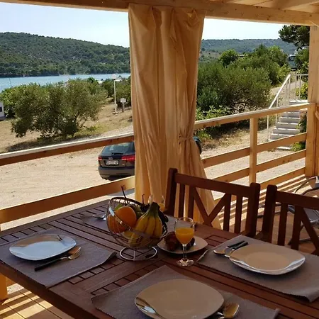 Mobilna Kuca Anita 3* Tisno